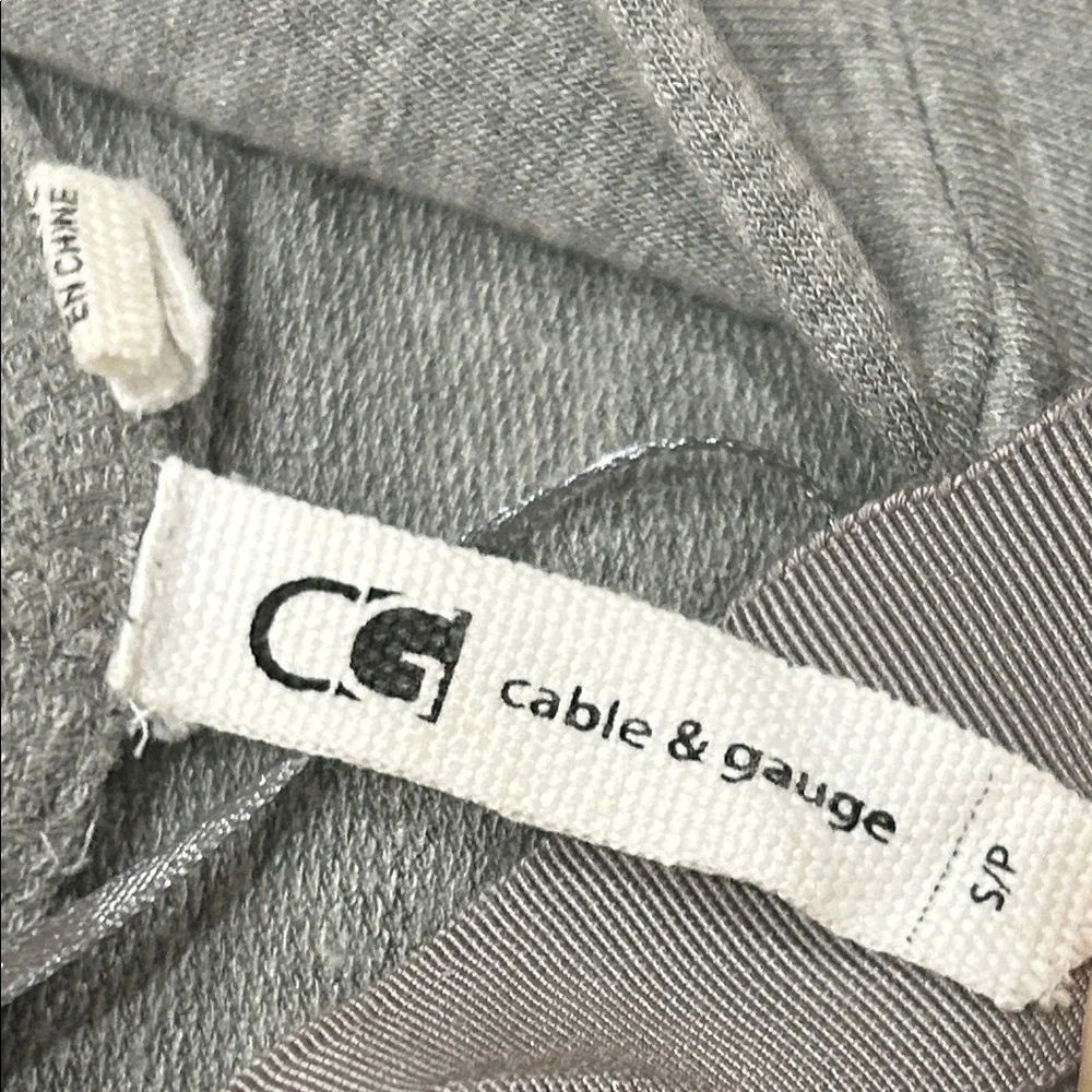 Gray Zip-Up Hoodie with Drawstring Lightweight Jacket - Picture 6 of 14